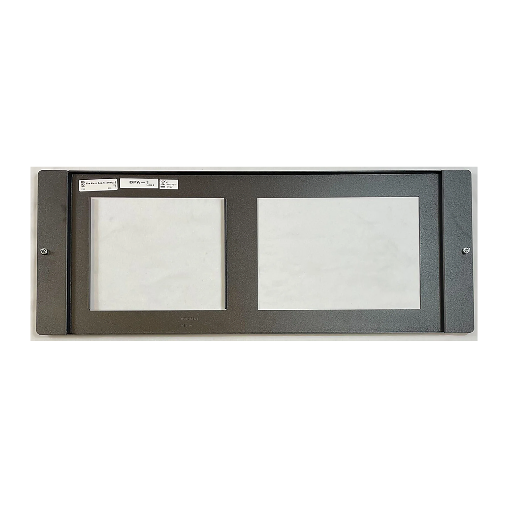 PLACA DE VESTIDURA PARA CHASIS CA-1 DEL GABINETE CAB-4 | SE USA CUANDO EL CA-1 ESTÁ CONFIGURADO CON DVC-EM, DVC-KD Y CMIC-1| NOTIFIER